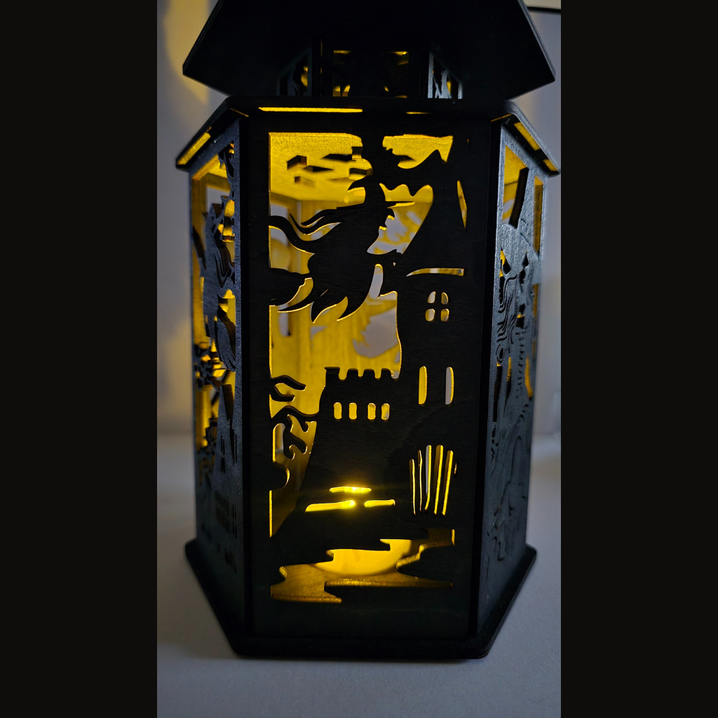 Deko Haunted Lantern – Hexenzauber im Schattenlicht